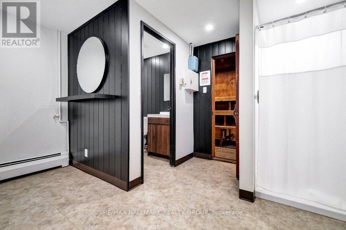 2204 - 505 St Laurent Boulevard Property Photo 39