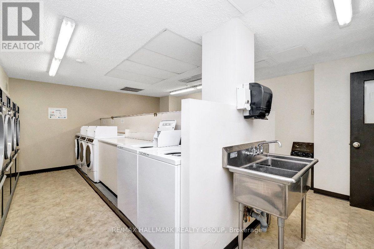 2204 - 505 St Laurent Boulevard Property Photo 41