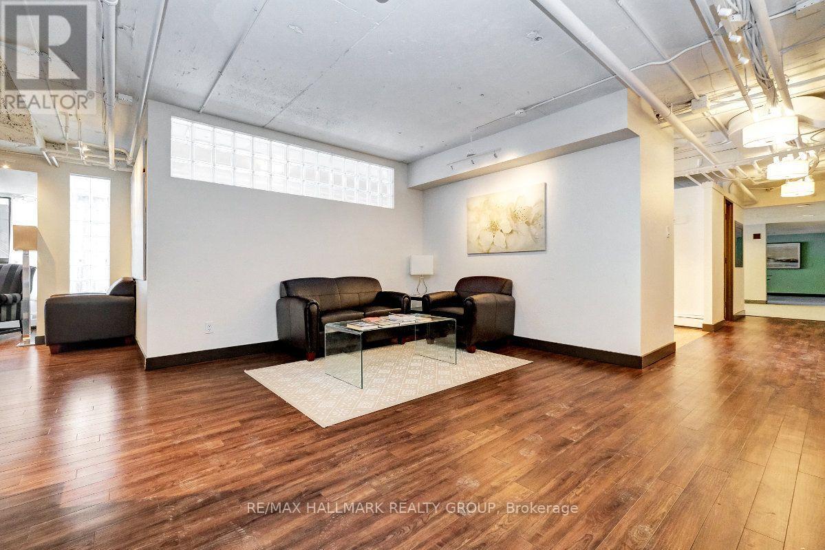 2204 - 505 St Laurent Boulevard Property Photo 44