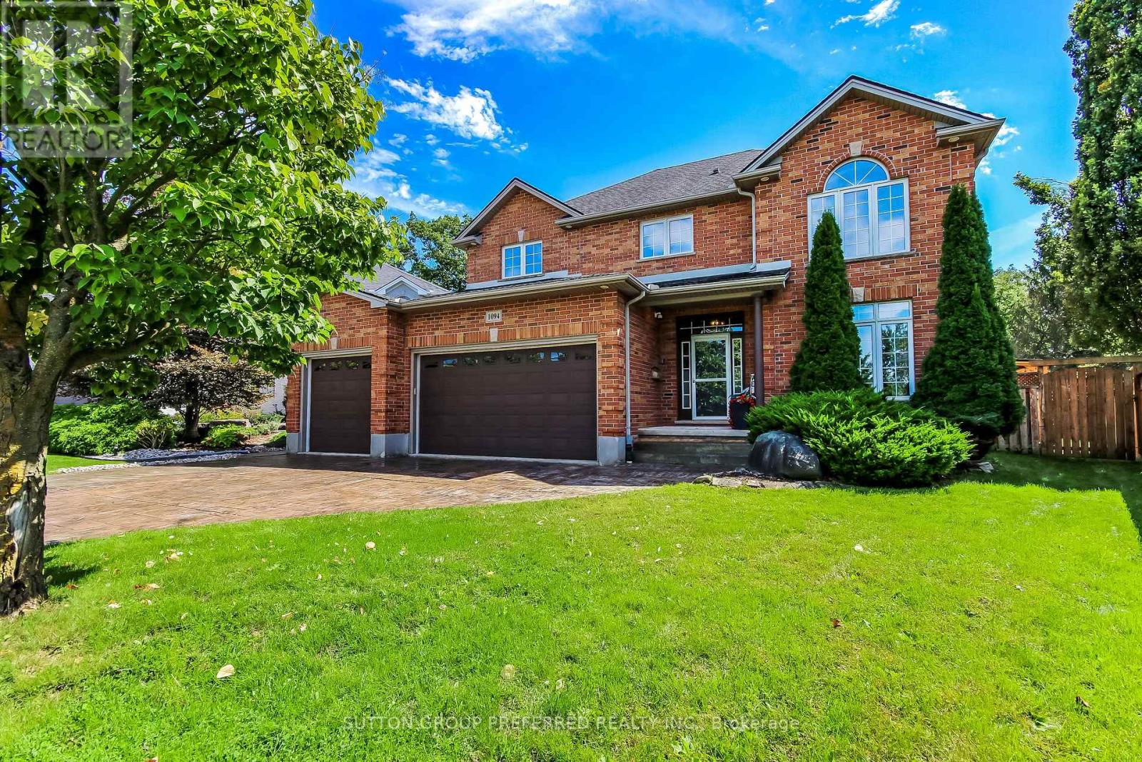 1094 THORNLEY STREET Property Image