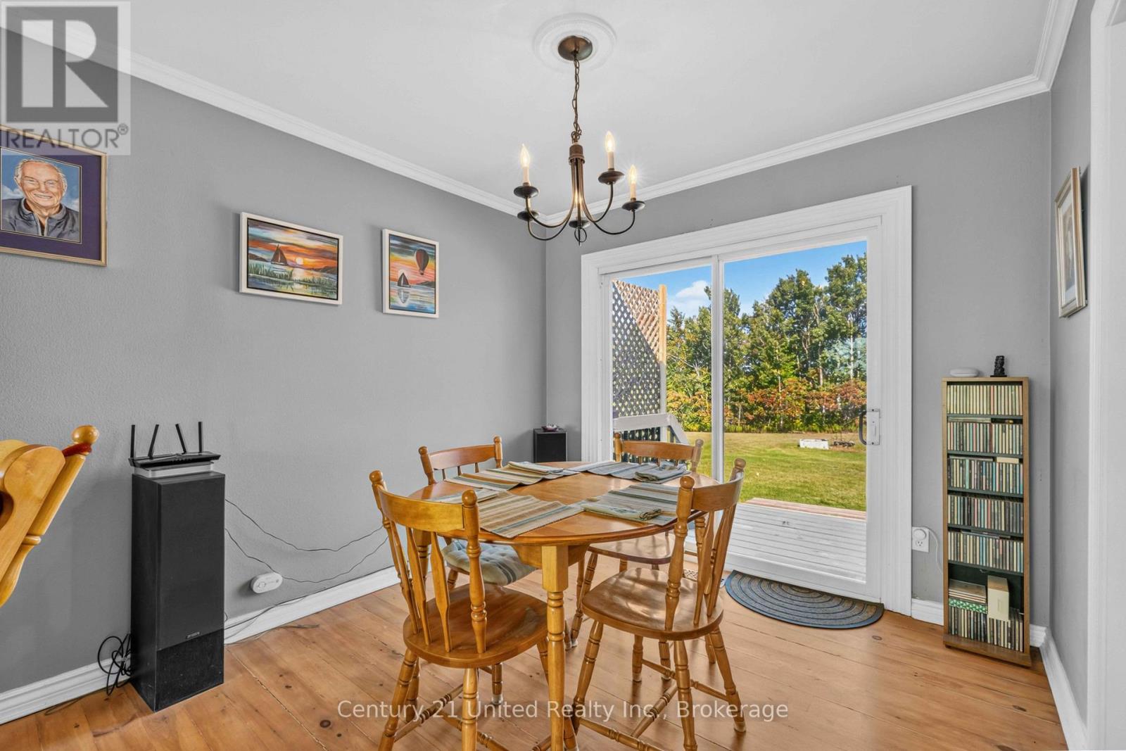 1676 8th Line Property Photo 17