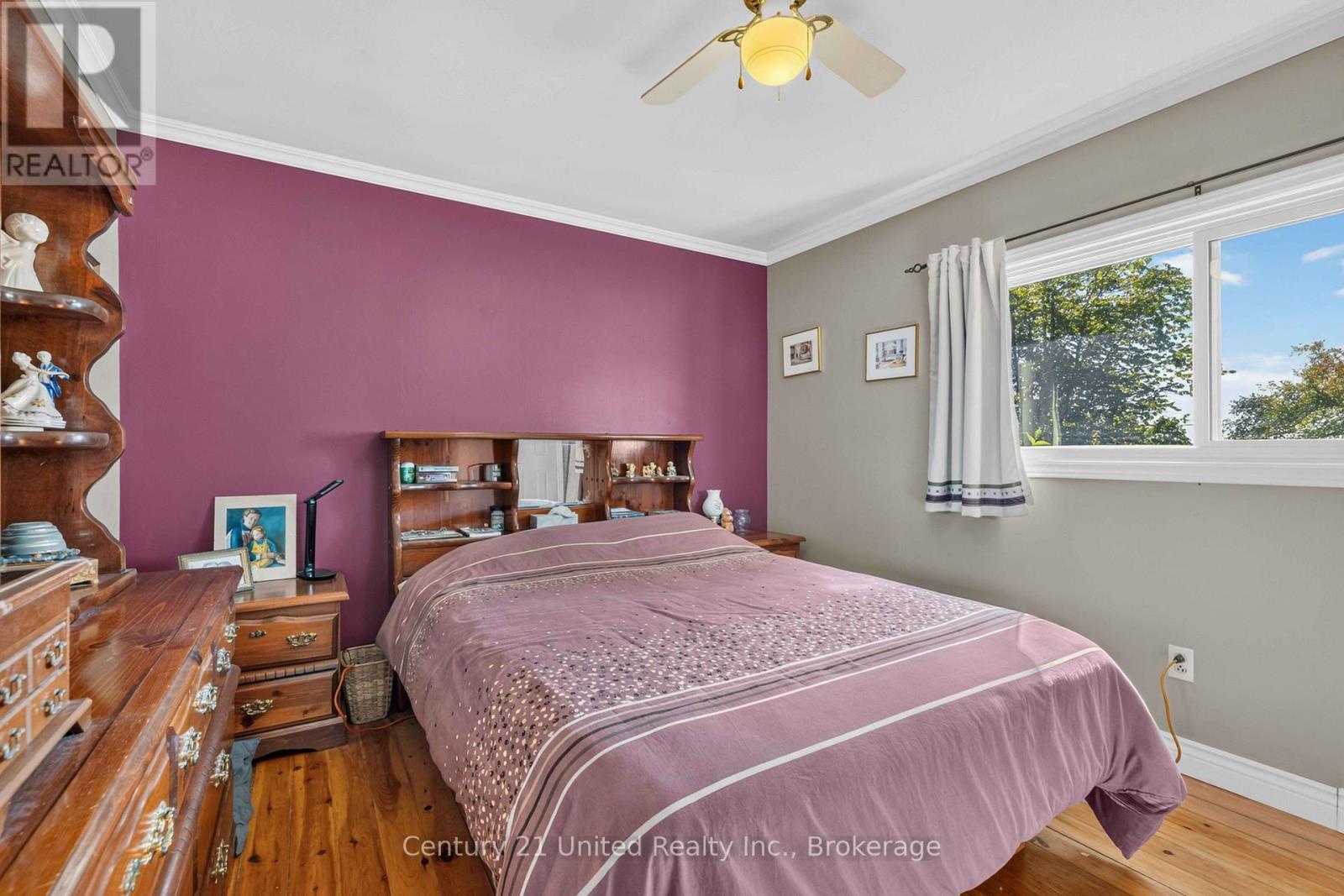 1676 8th Line Property Photo 25