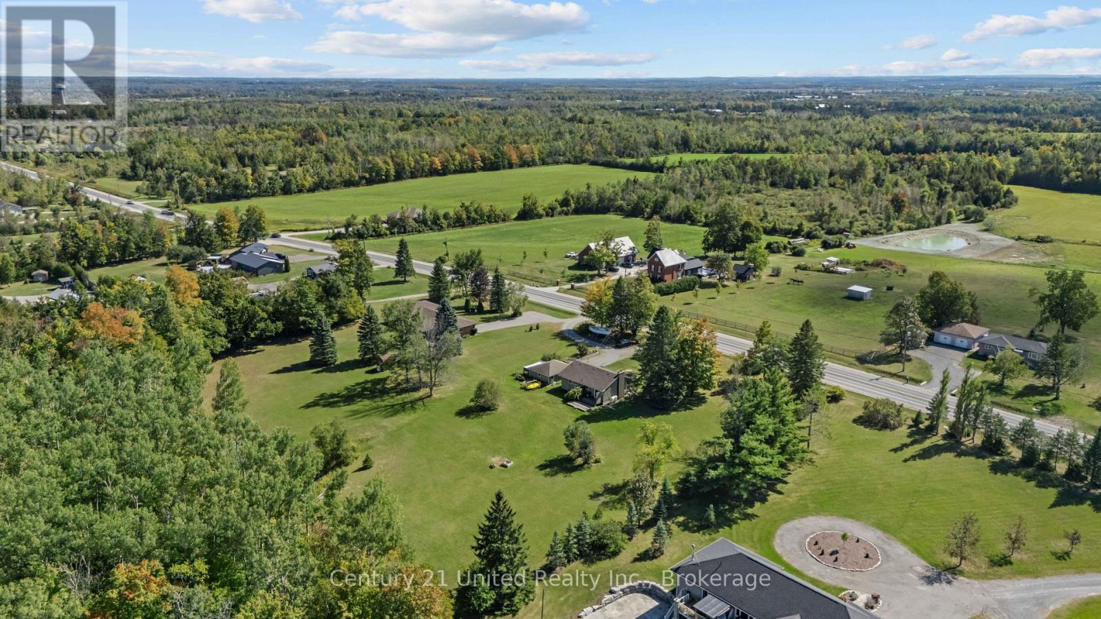 1676 8th Line Property Photo 47