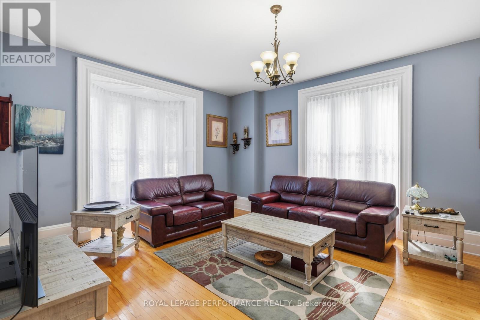 8 John Street Property Photo 5