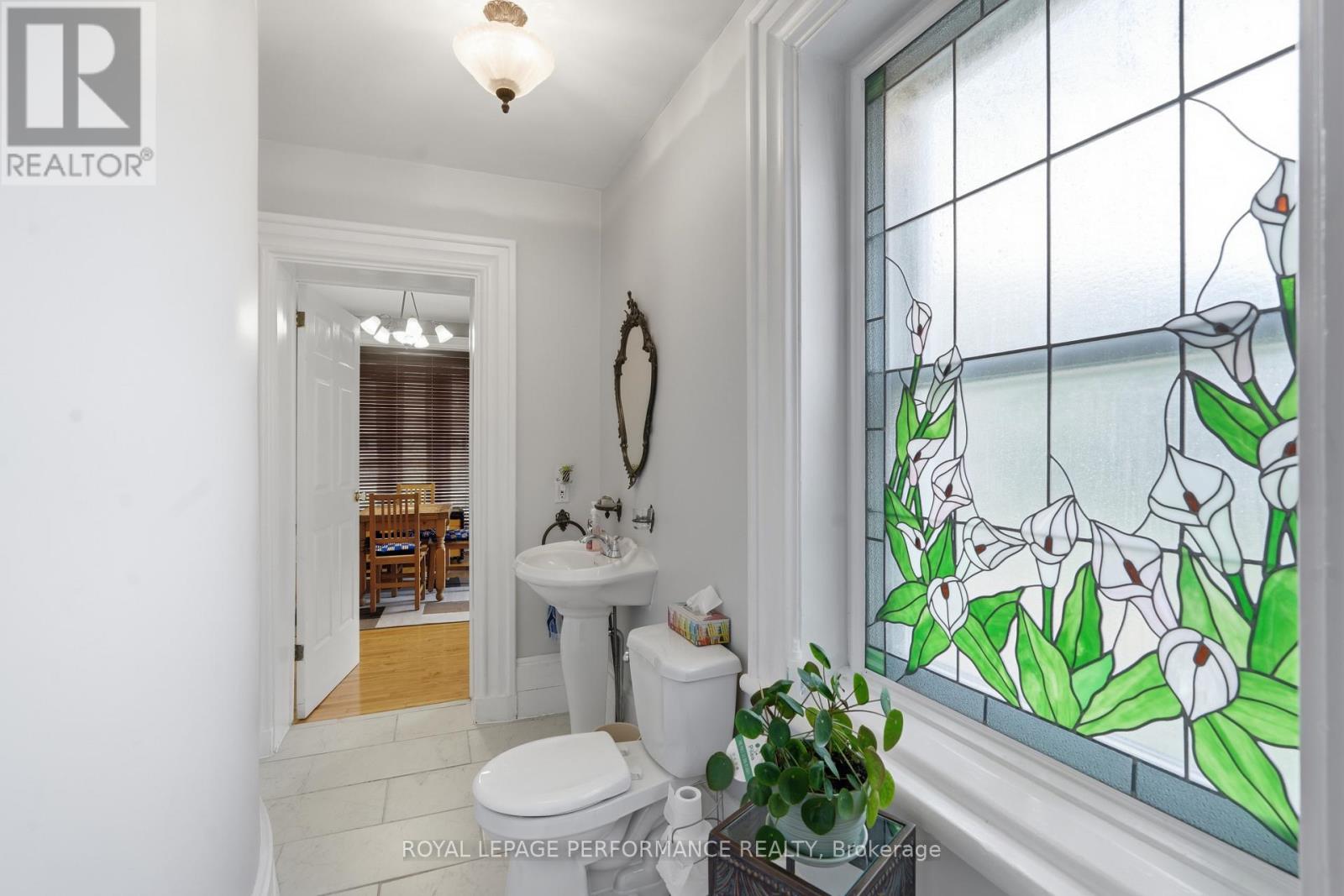 8 John Street Property Photo 12