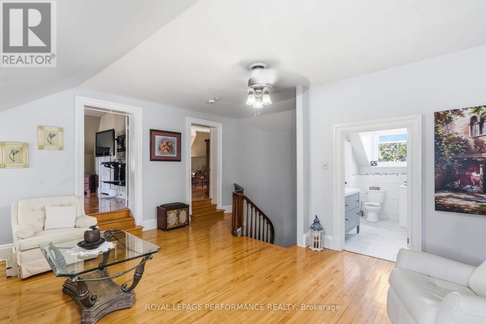 8 John Street Property Photo 14