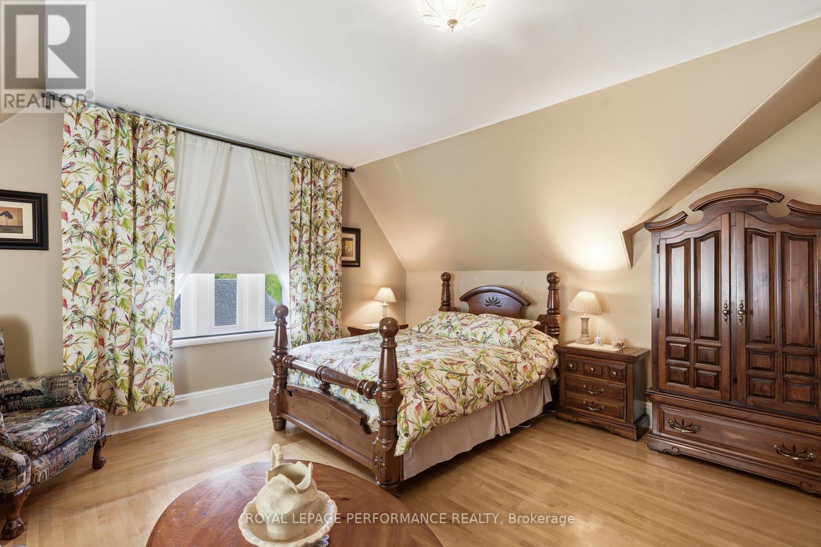8 John Street Property Photo 21