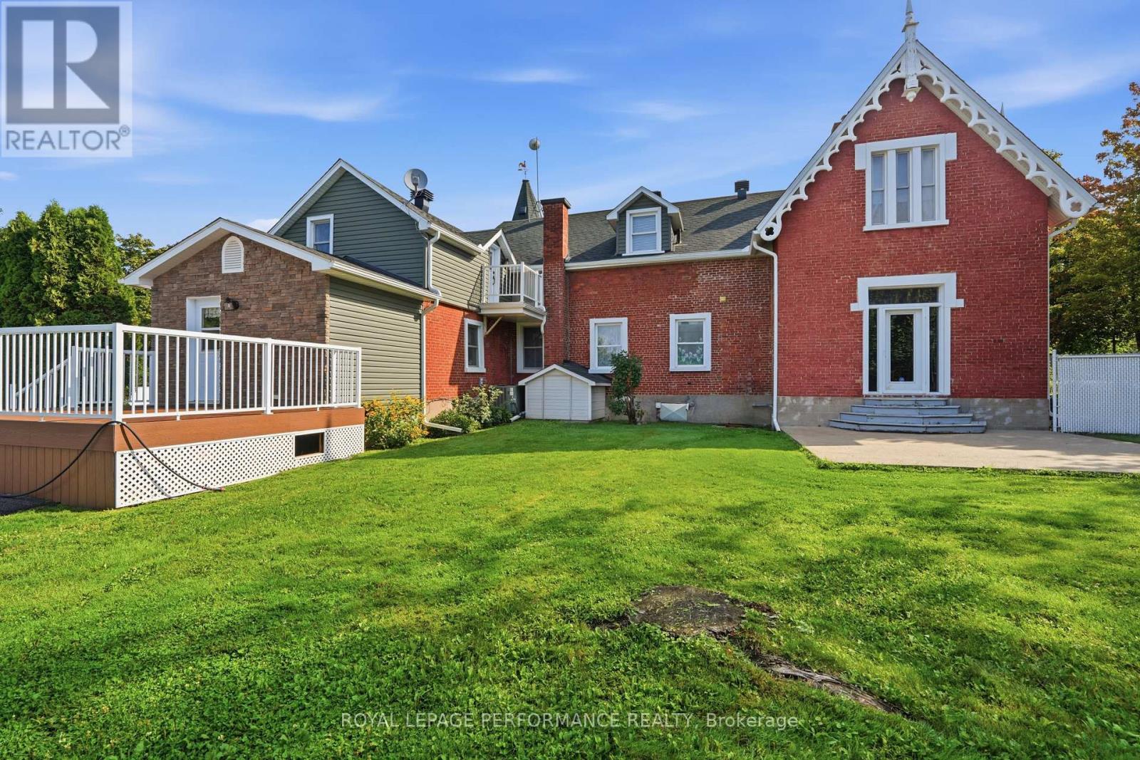 8 John Street Property Photo 29