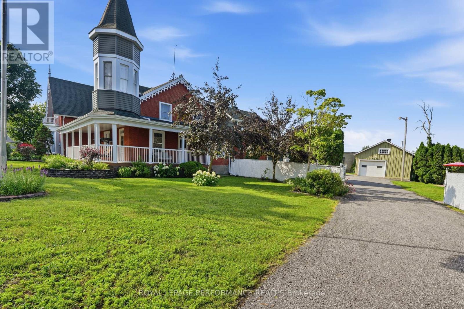 8 John Street Property Photo 33