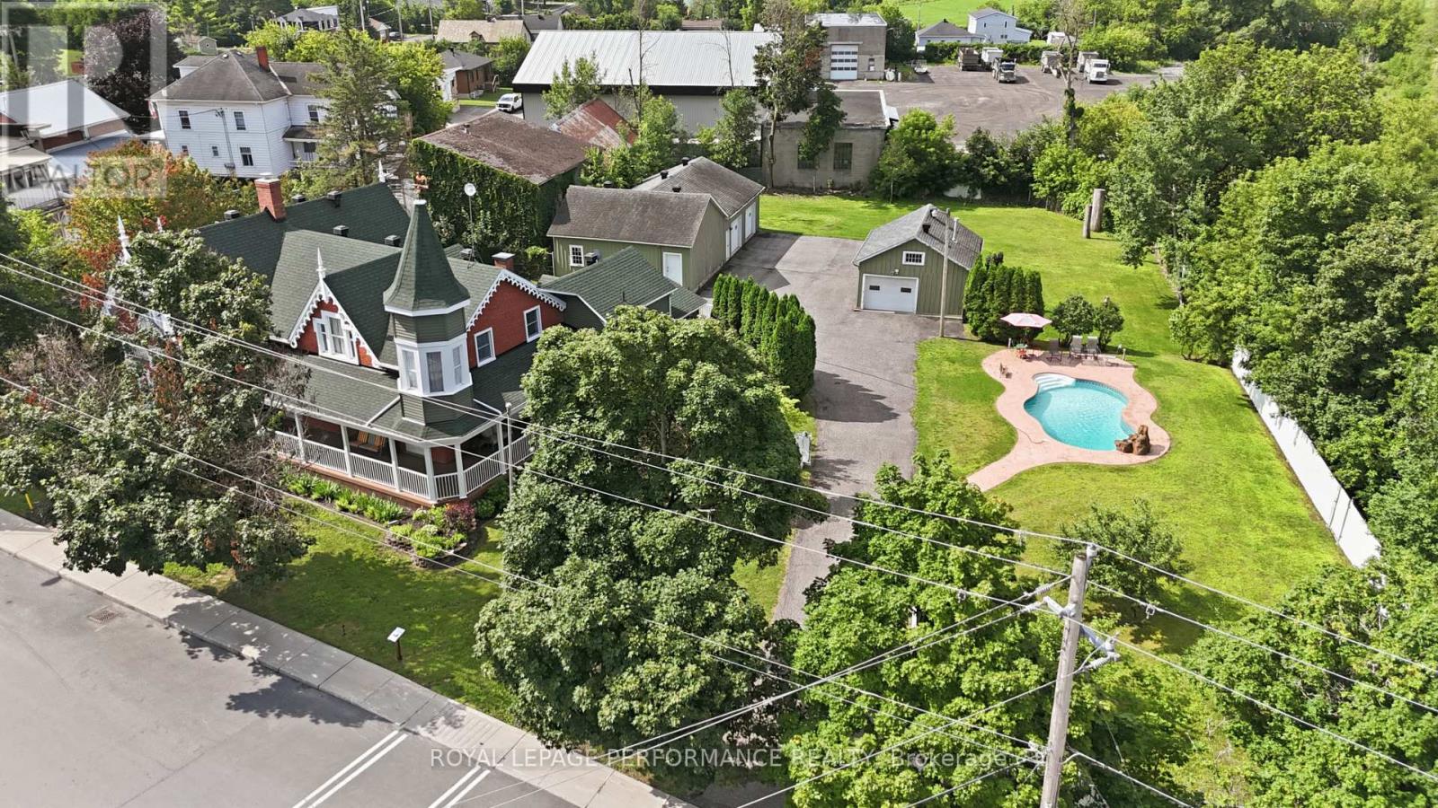 8 John Street Property Photo 43