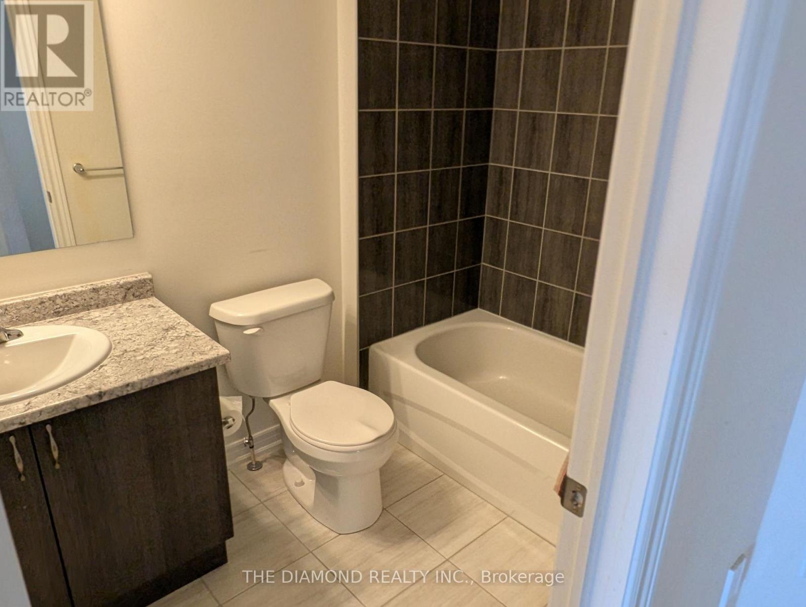 515 Brooks Street Property Photo 23