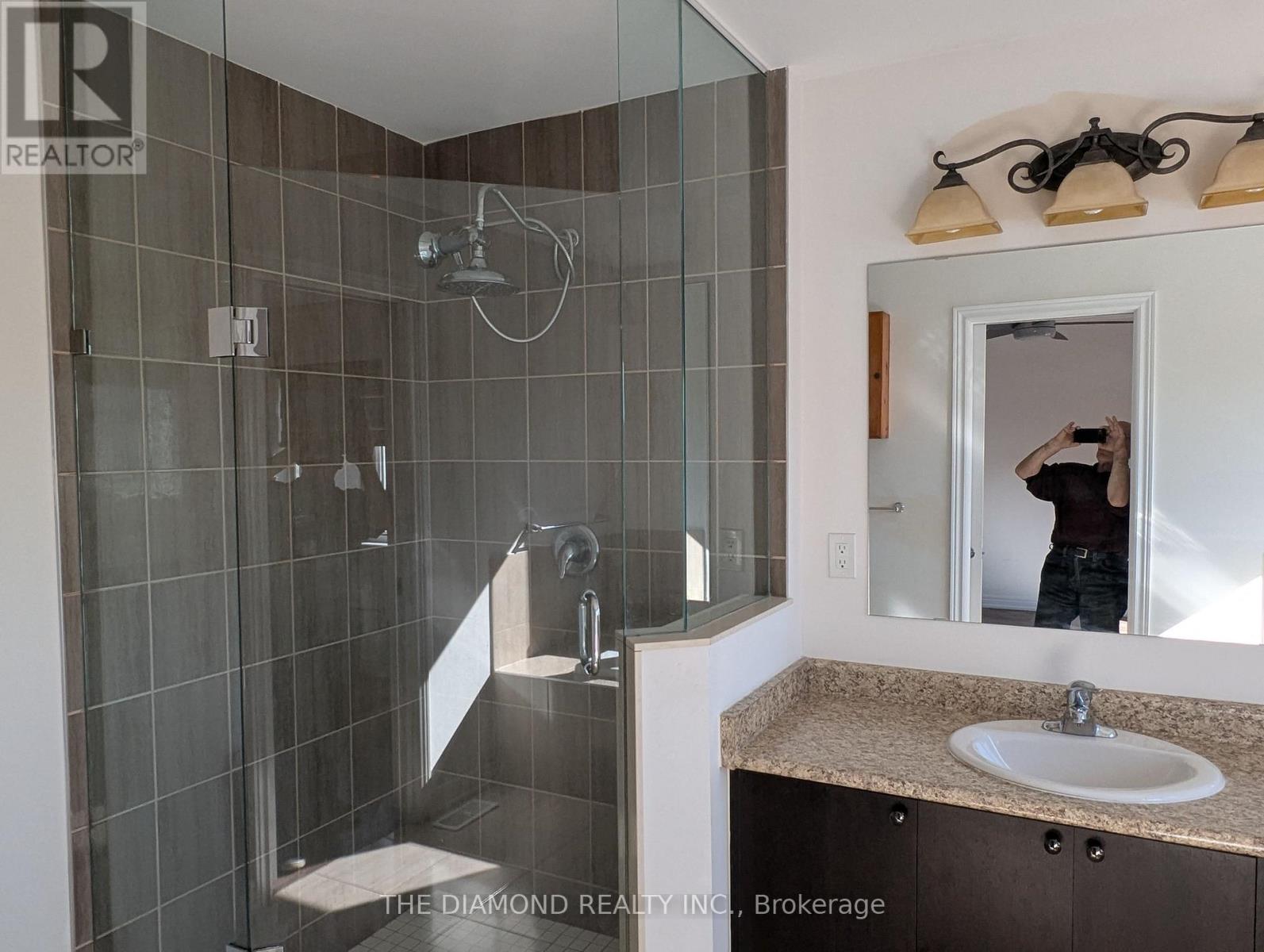 515 Brooks Street Property Photo 24