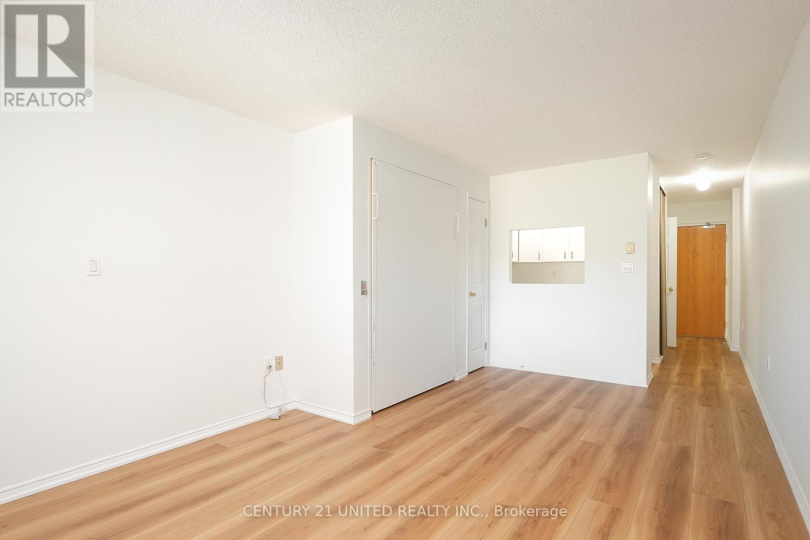 218 - 921 Armour Road Property Photo 9