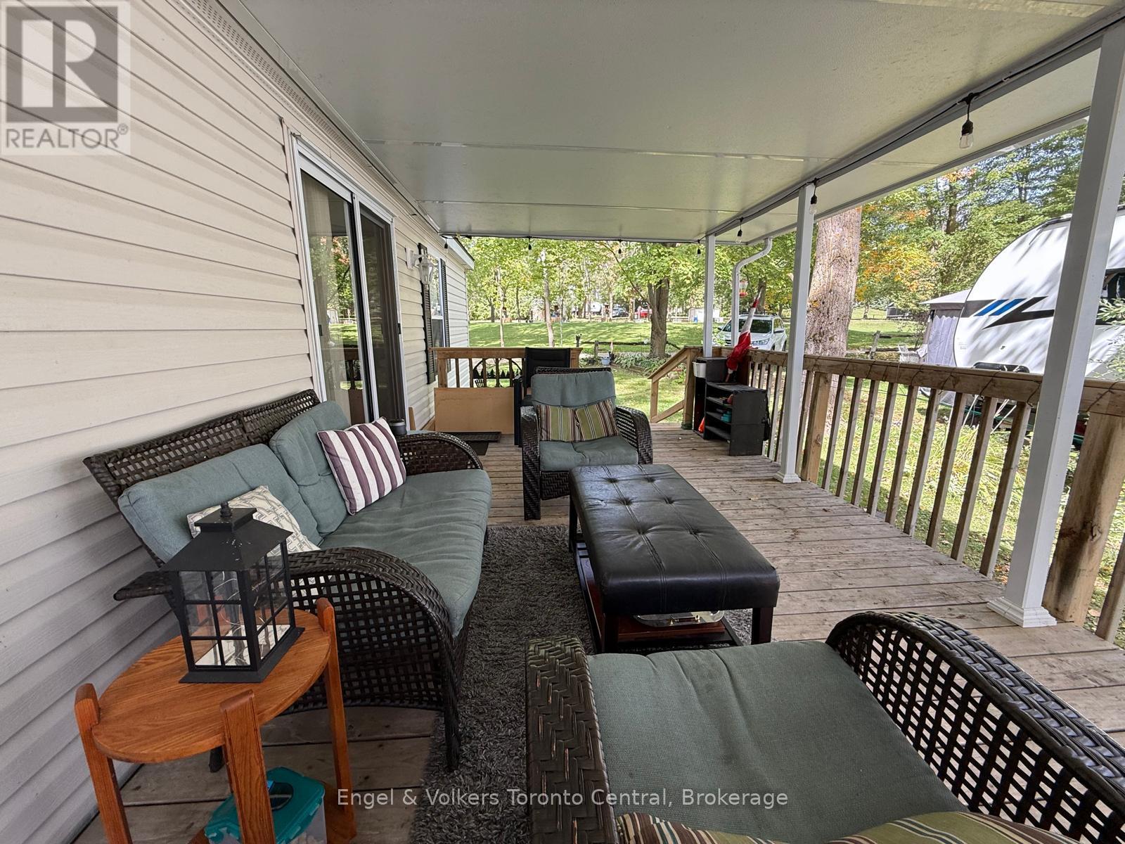 W 39 - 7489 Sideroad 5 E Property Photo 6