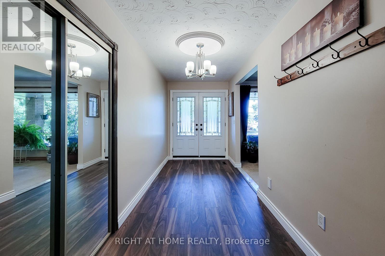 8 Hunter Road Property Photo 4