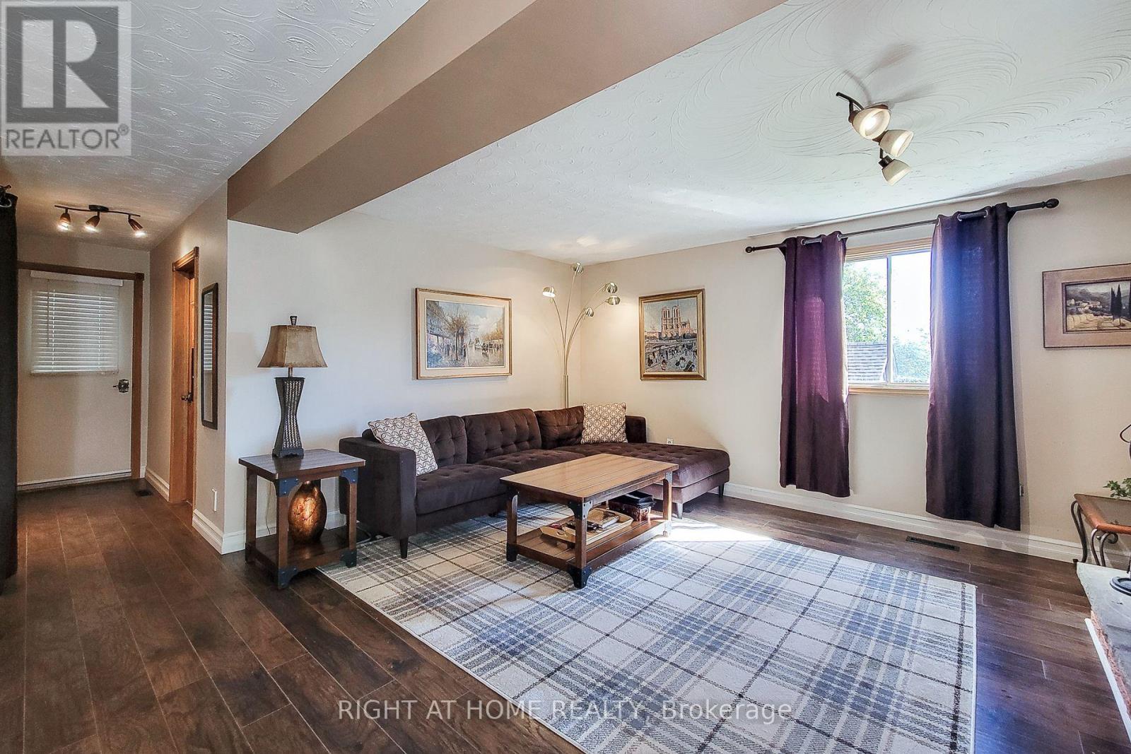 8 Hunter Road Property Photo 14