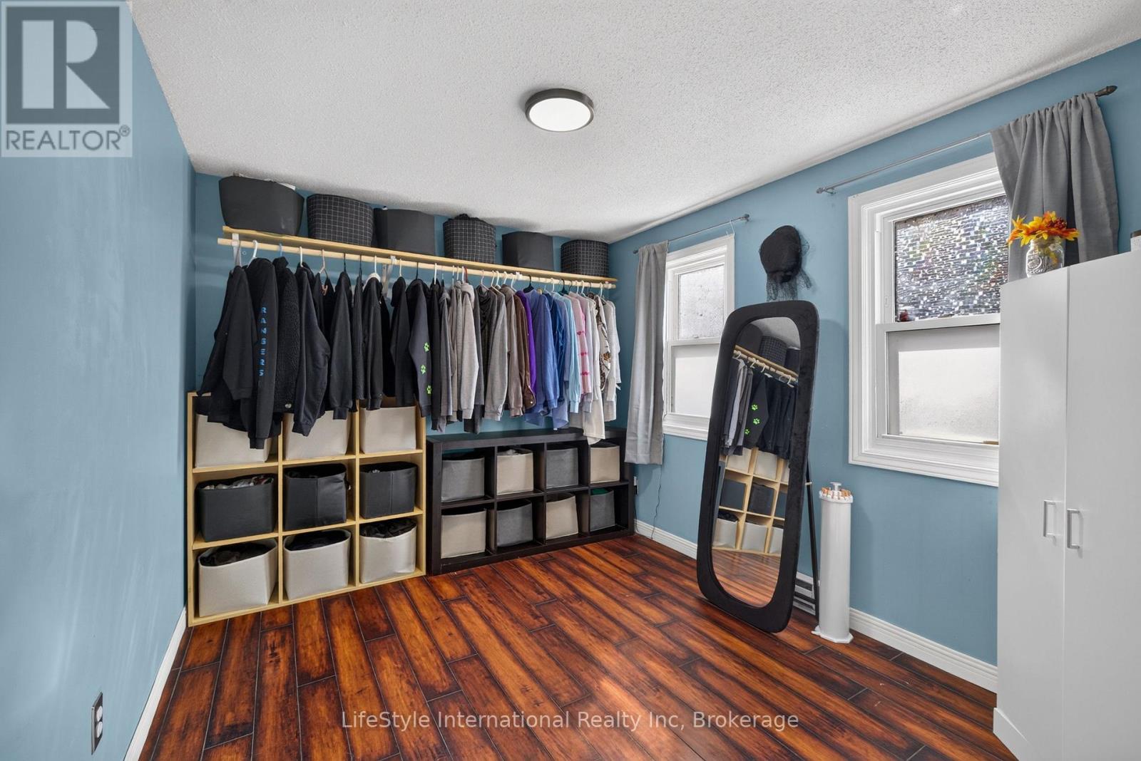 18 Camrose Court Property Photo 20