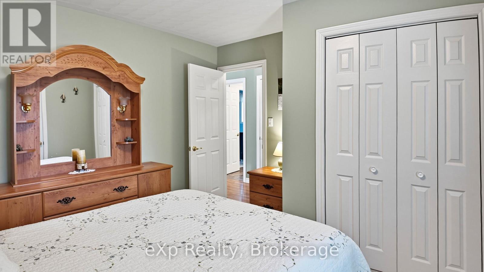 565 9th Street Property Photo 12
