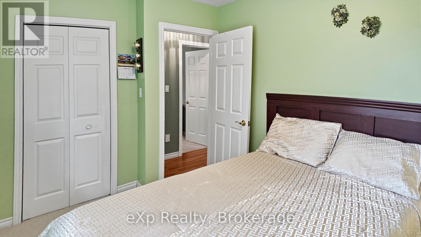 565 9th Street Property Photo 14