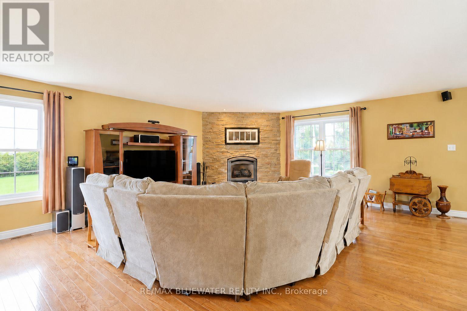 71837 Sunridge Crescent Property Photo 20