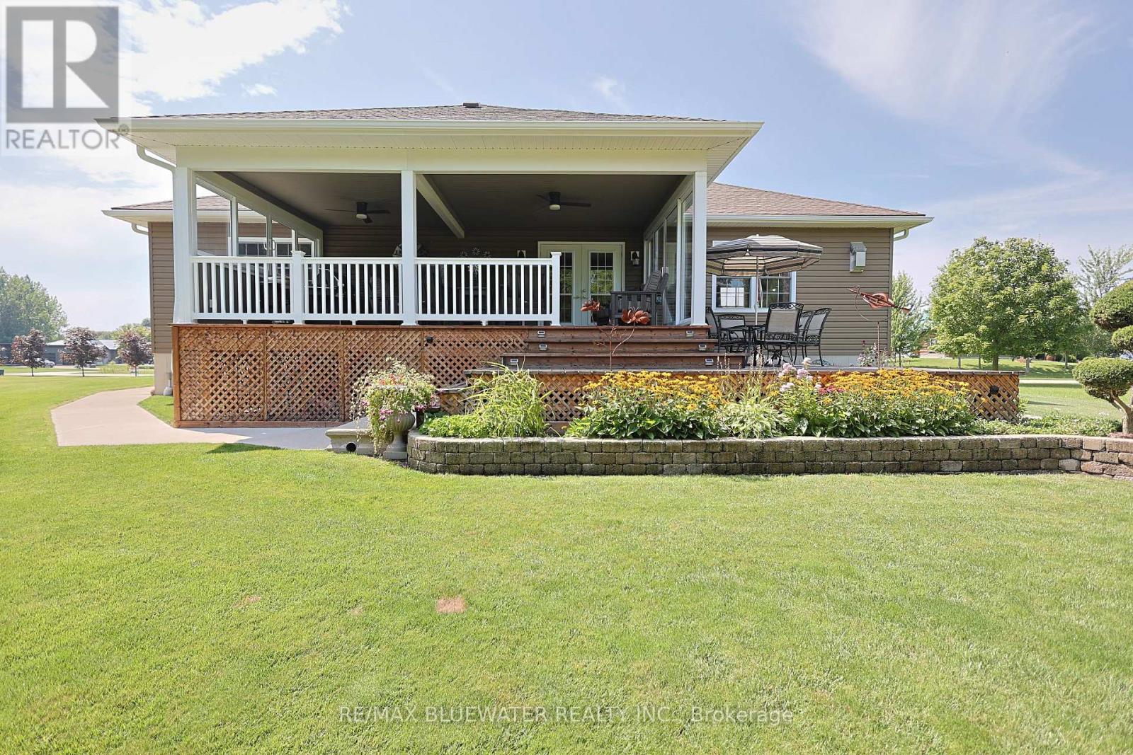 71837 Sunridge Crescent Property Photo 37