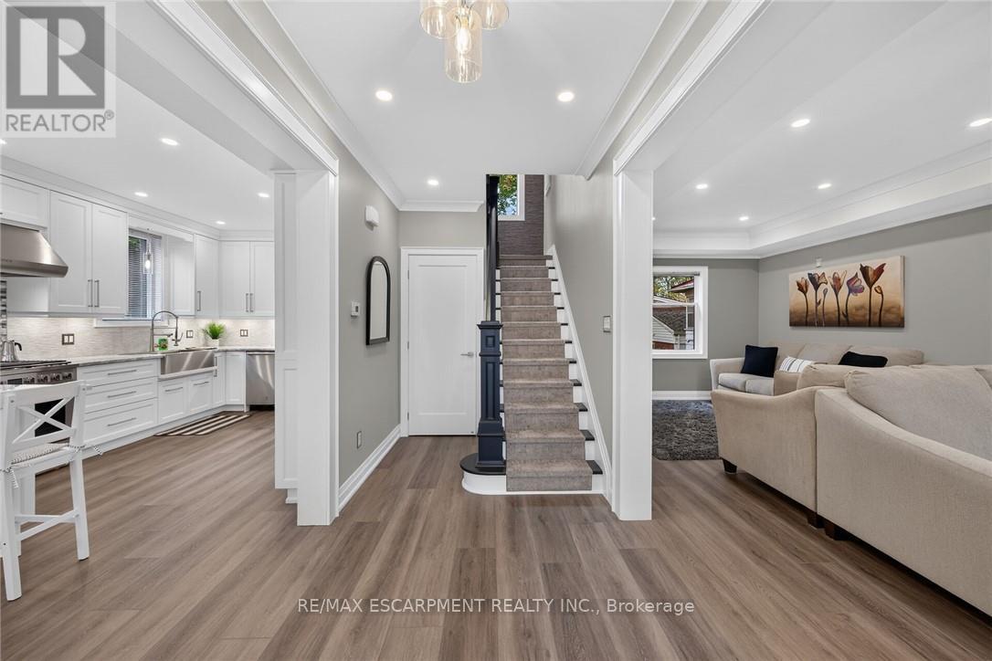 209 Delaware Avenue Property Photo 8