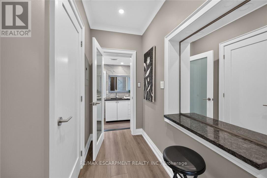 209 Delaware Avenue Property Photo 18