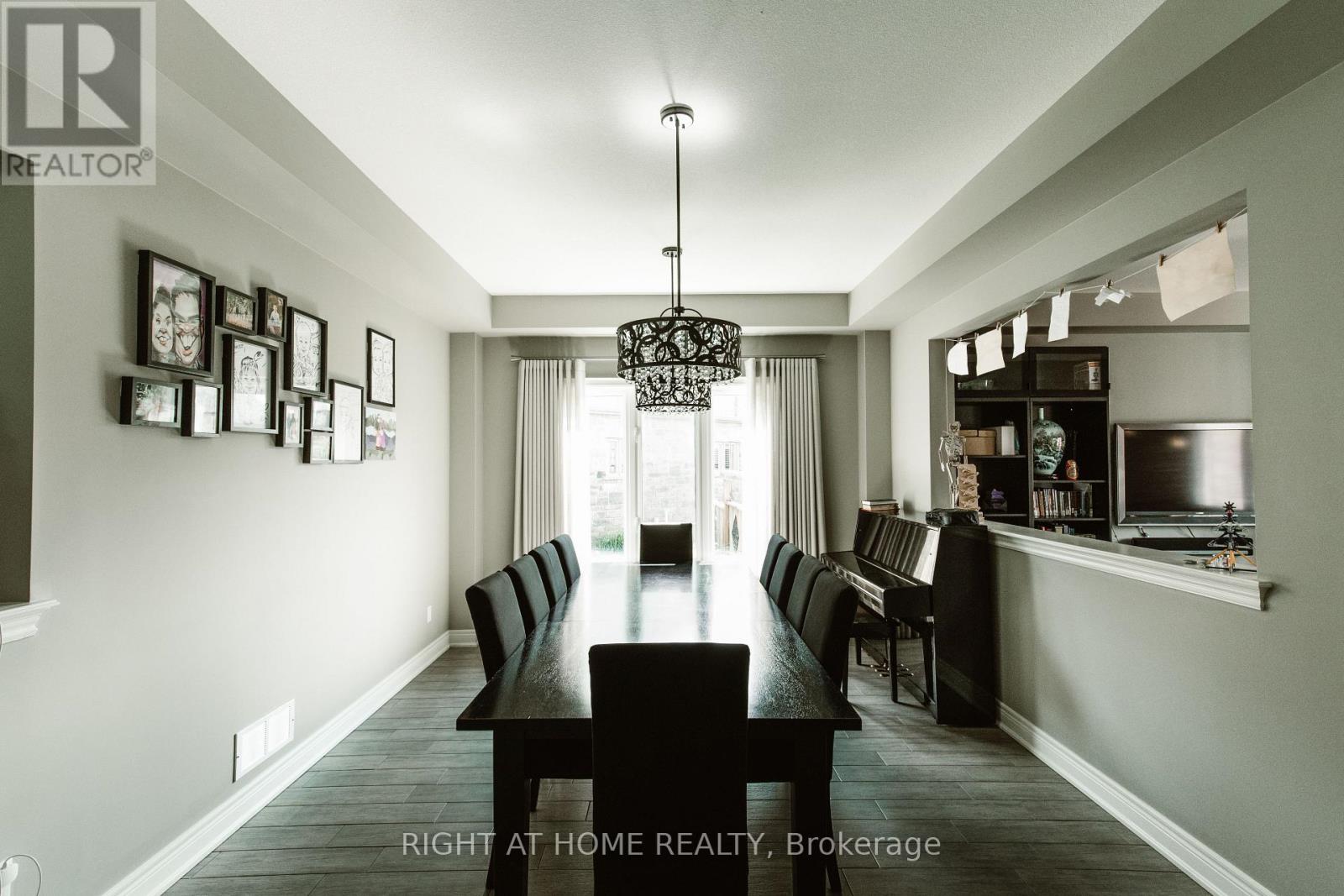 18 Joyce Crescent Property Photo 6