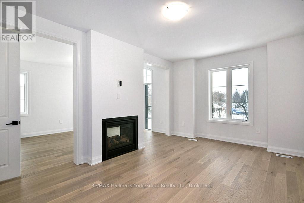 5-11 Bay Street E Property Photo 46