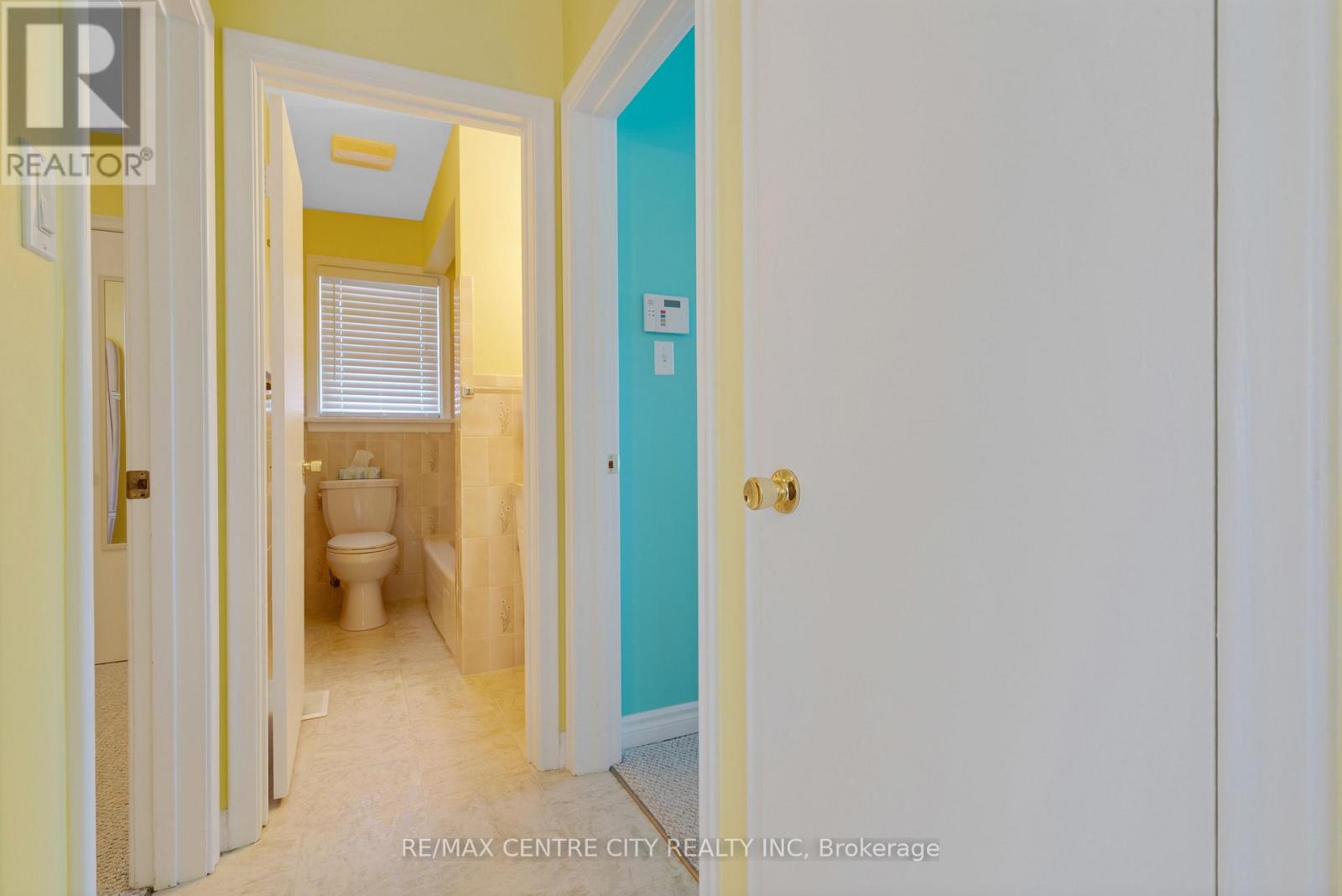 297 Wilson Avenue Property Photo 21