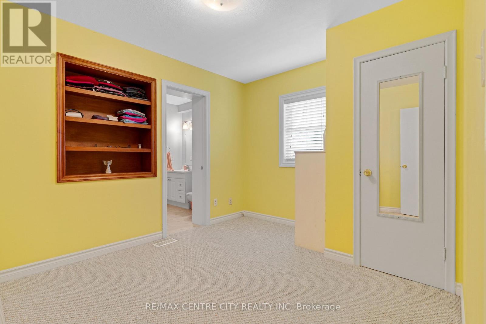 297 Wilson Avenue Property Photo 22