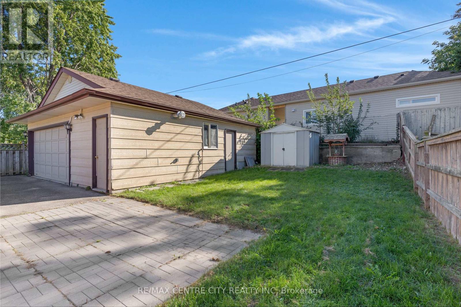 297 Wilson Avenue Property Photo 43