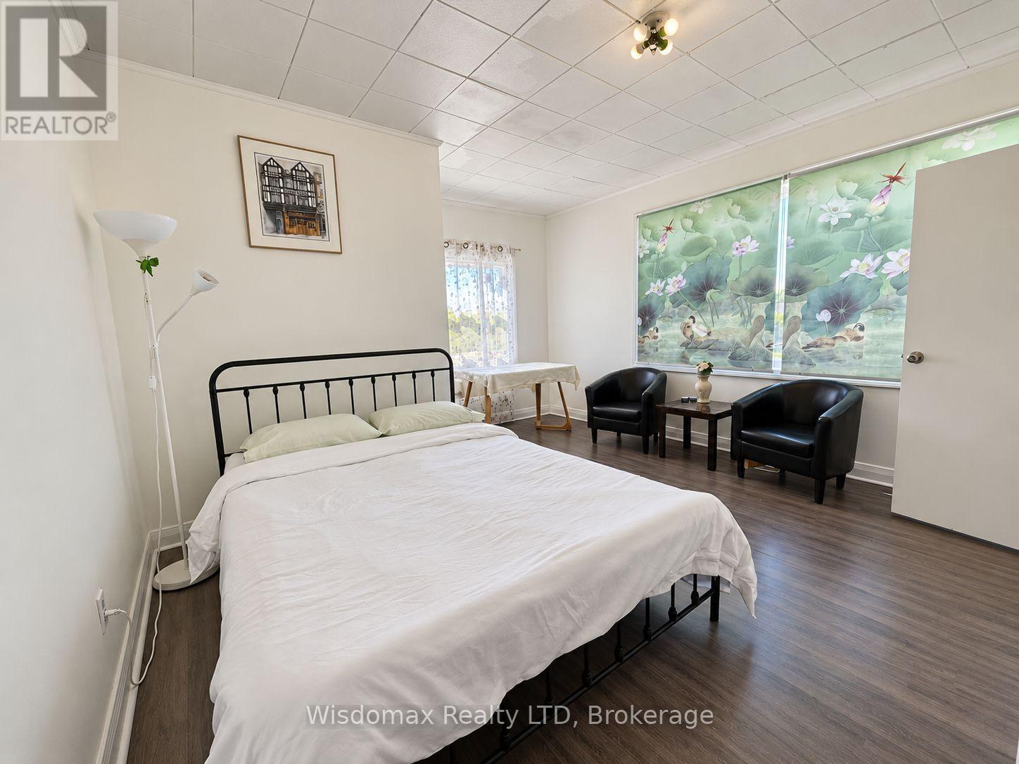 5306 Victoria Avenue Property Photo 27