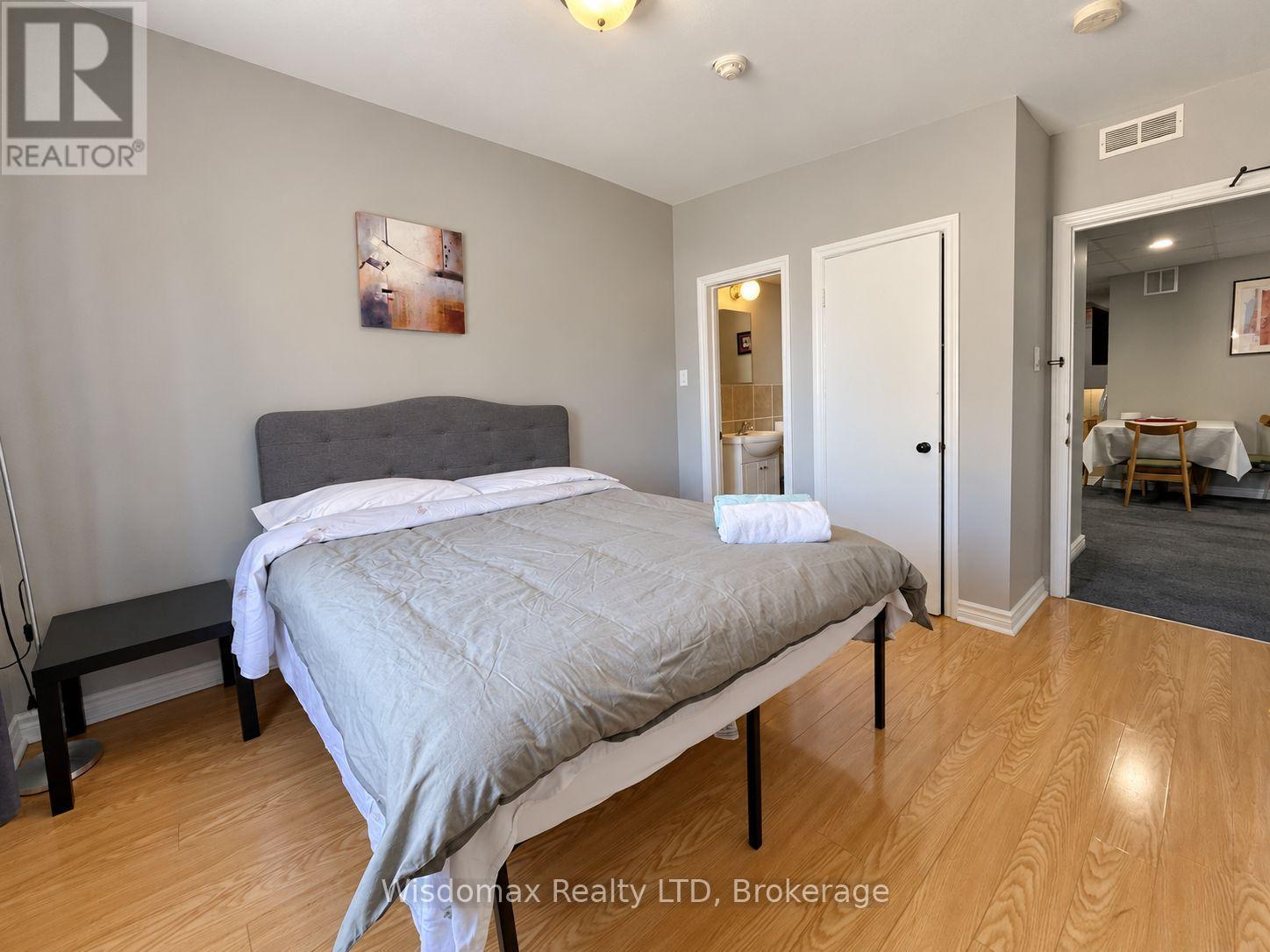 5306 Victoria Avenue Property Photo 33