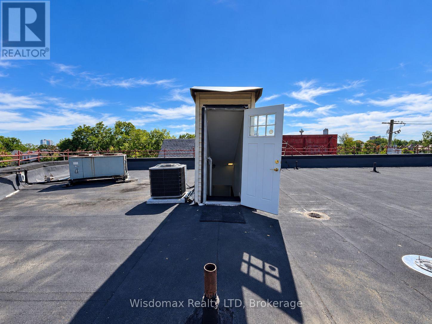 5306 Victoria Avenue Property Photo 37