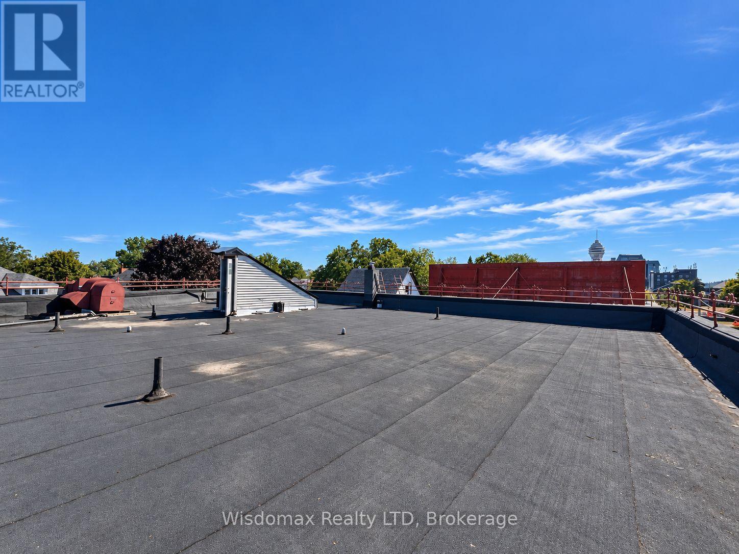 5306 Victoria Avenue Property Photo 38