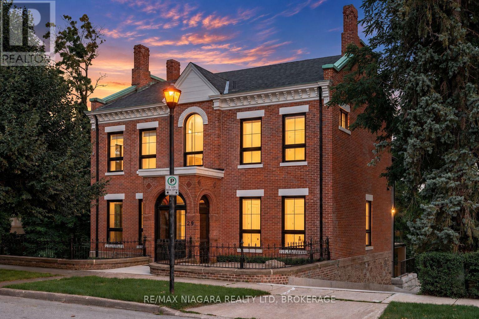 29 Yates Street Property Photo 1