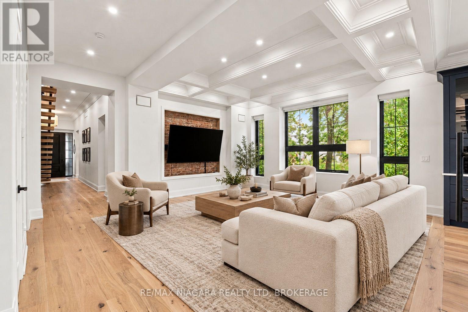 29 Yates Street Property Photo 14