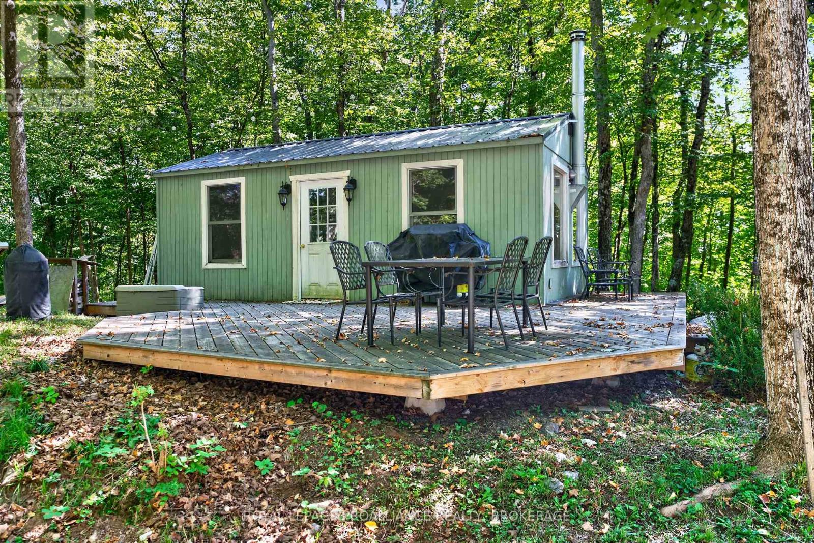 1057 Forest Lane Property Photo 17