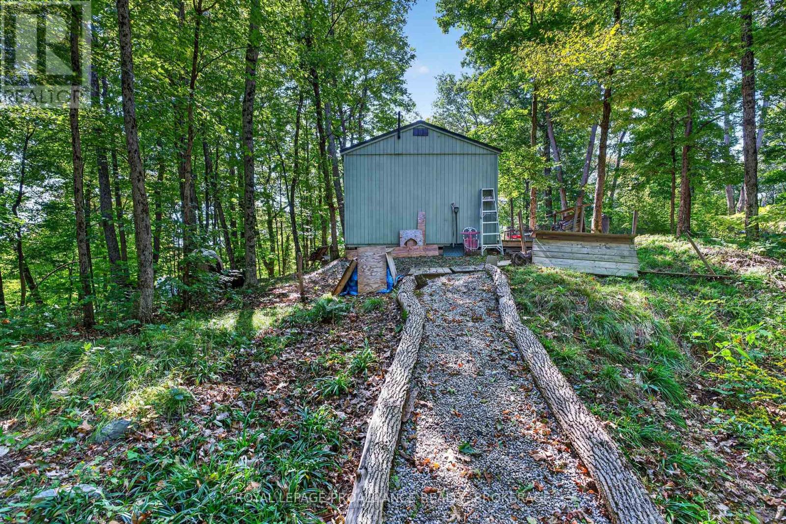 1057 Forest Lane Property Photo 24