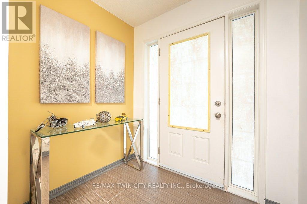 E33 - 110 Activa Avenue Property Photo 5