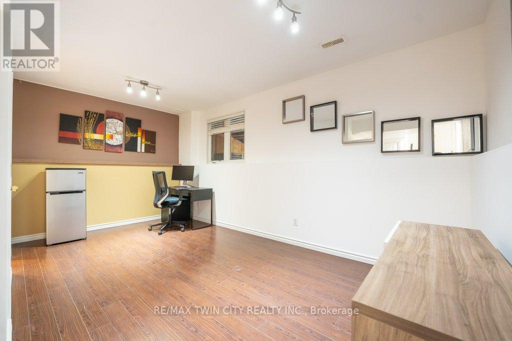 E33 - 110 Activa Avenue Property Photo 6