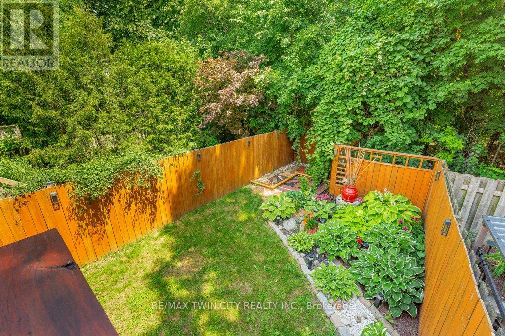 E33 - 110 Activa Avenue Property Photo 29