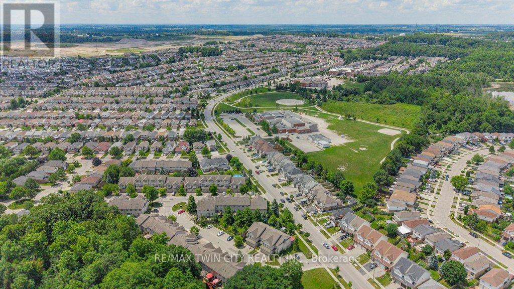 E33 - 110 Activa Avenue Property Photo 35
