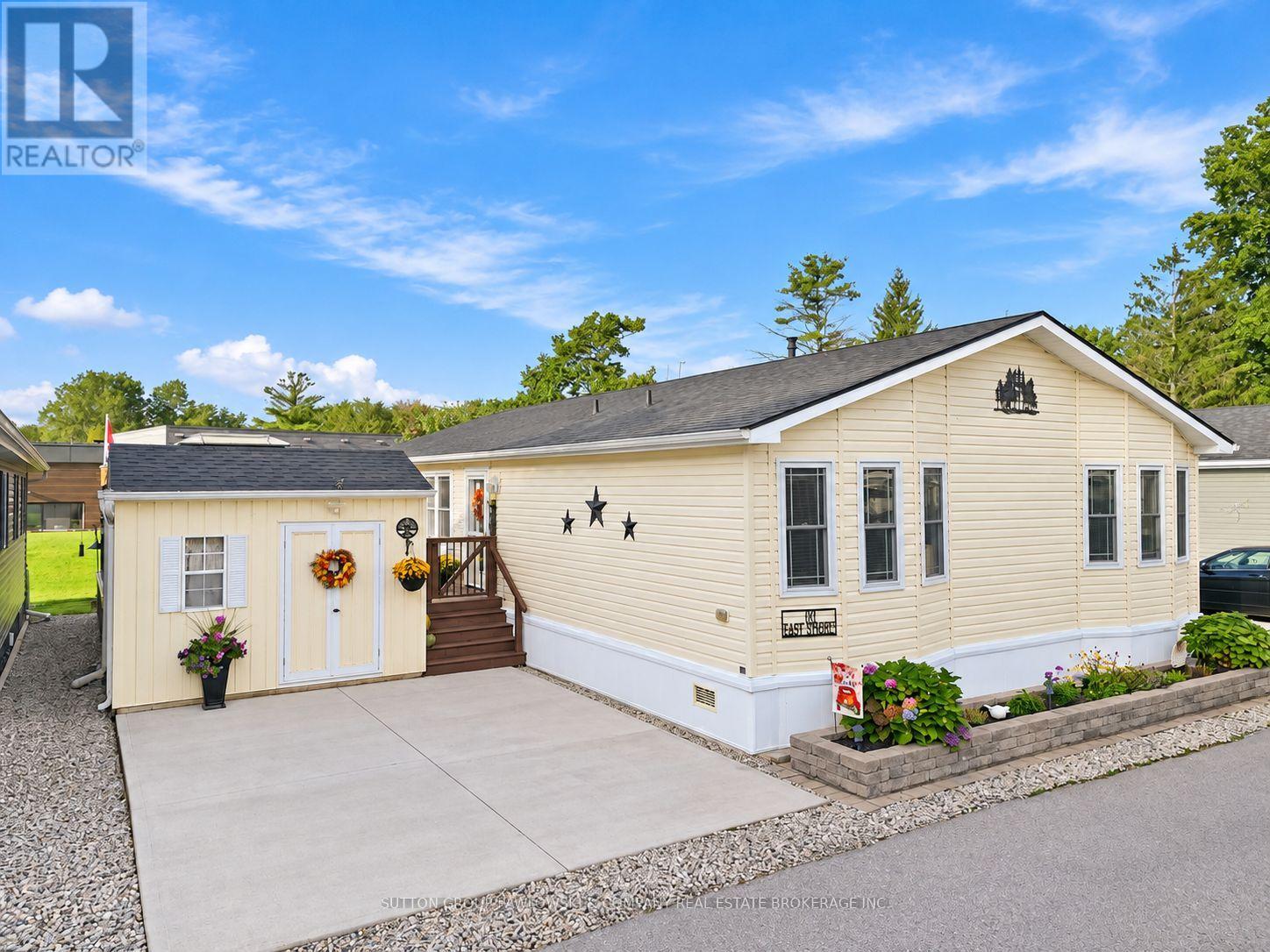 #101 - 22790 Amiens Road Property Photo 1