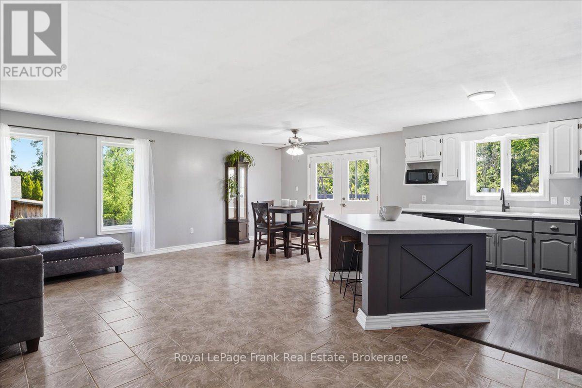 1400 Casey Road Property Photo 12