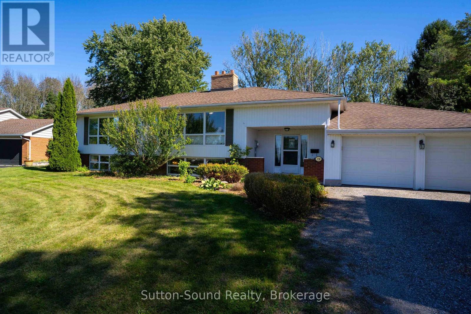 130 Cearview Crescent Property Photo 1