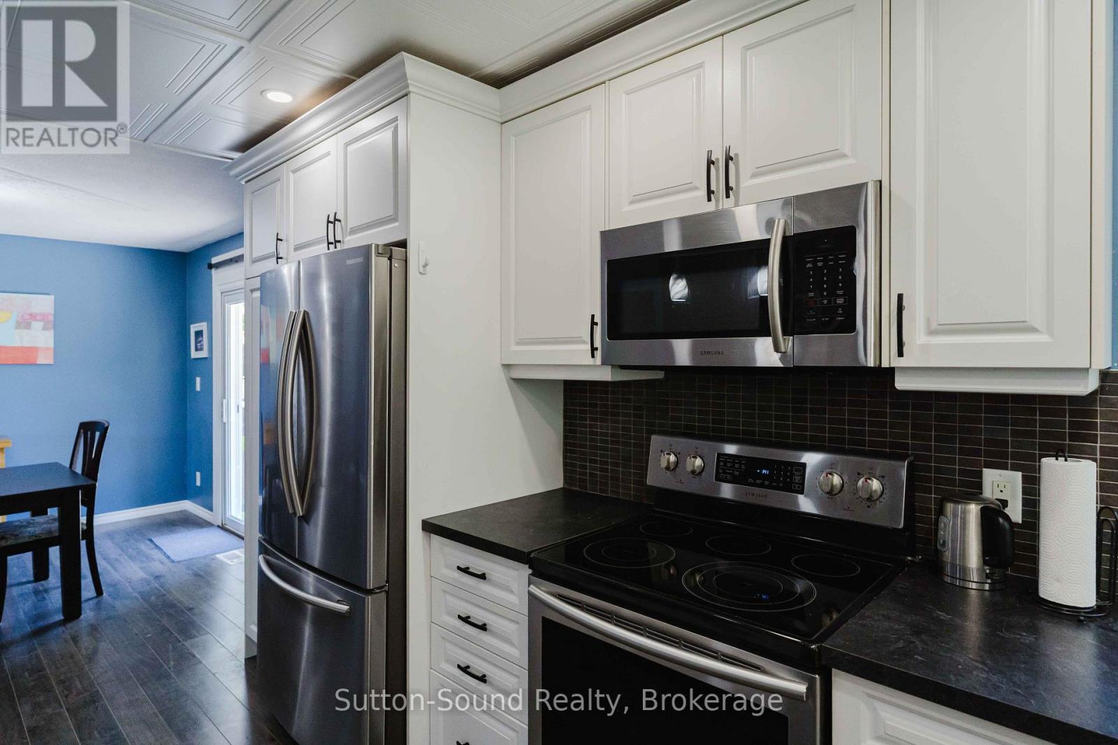 130 Cearview Crescent Property Photo 9
