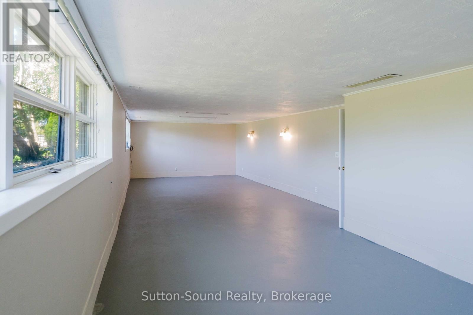 130 Cearview Crescent Property Photo 18