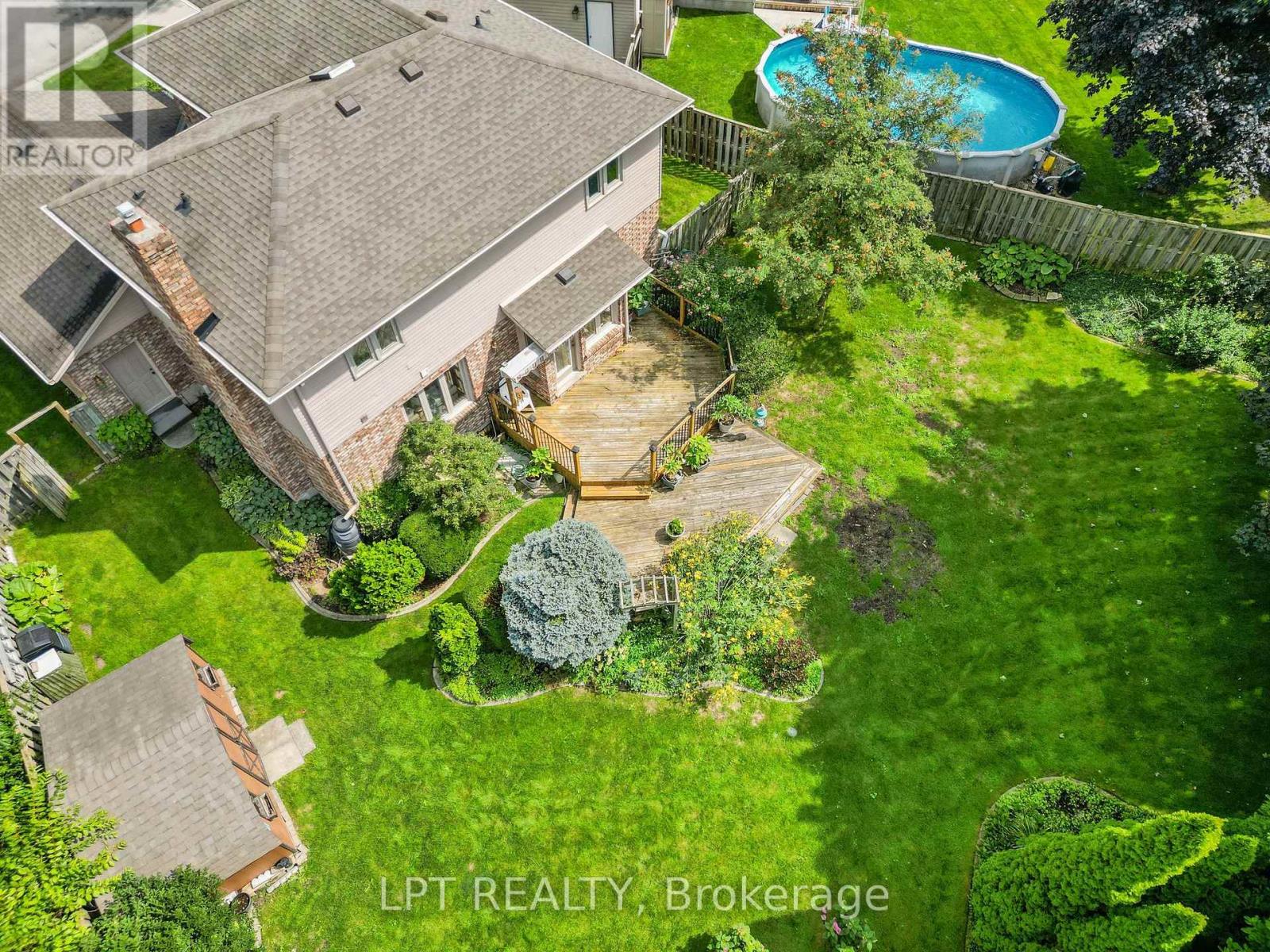 38 Stoneycreek Place Property Photo 1